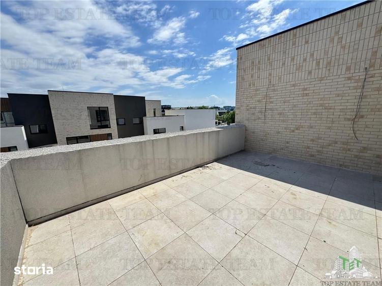Vila de vanzare in Pipera, Nordul Bucurestiului | Curte privata, teras - 2