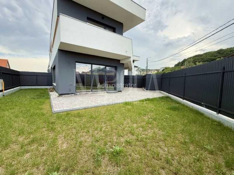 Casa 4 camere de vanzare in Chinteni