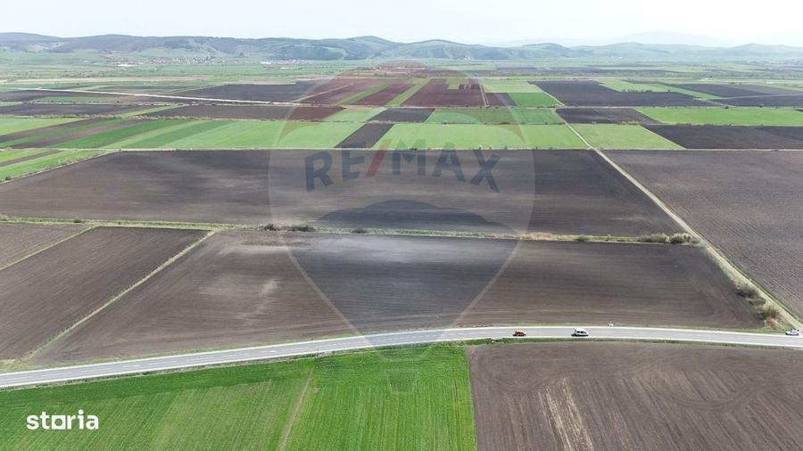 Teren extravilan potential industrial | 10.000 mp | Feldioara - 2