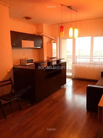 Particular inchiriez garsoniera Complex Primavara