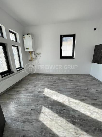 Casă 3 camere 75mp + teren 220mp | Miroslava - 1