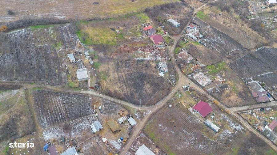 Teren 2,889mp Comarna 0% Comision - 2