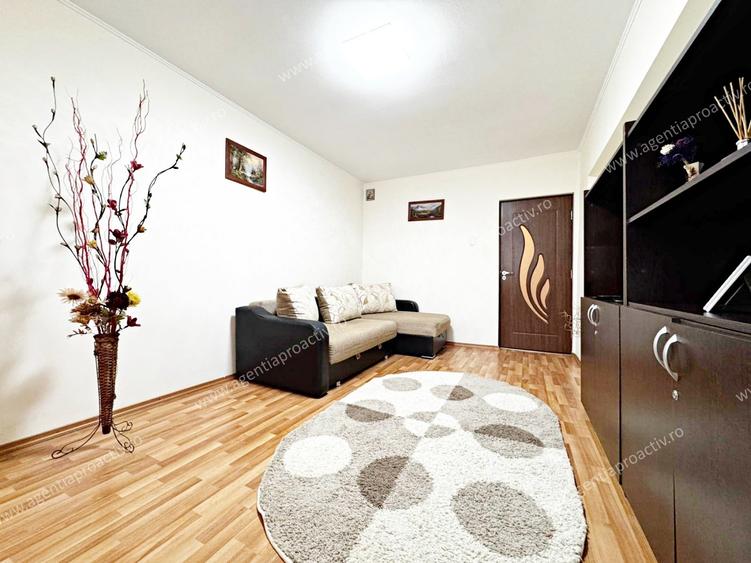 	Apartament cu 2 camere, situat la etajul 3, in Siderurgistilor Vest. - 2