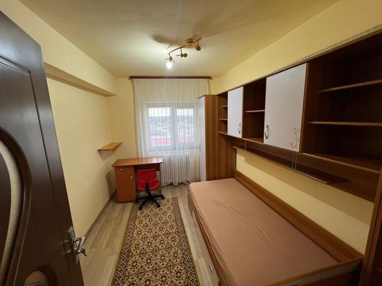 Apartament 3 camere in centru, decomandat, spre inchiriere - 4