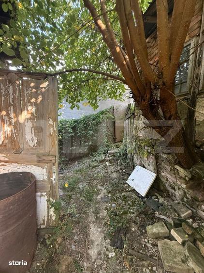 Casa cu 2 camere demolabila, suprafata teren 1700mp + super priveliste - 11