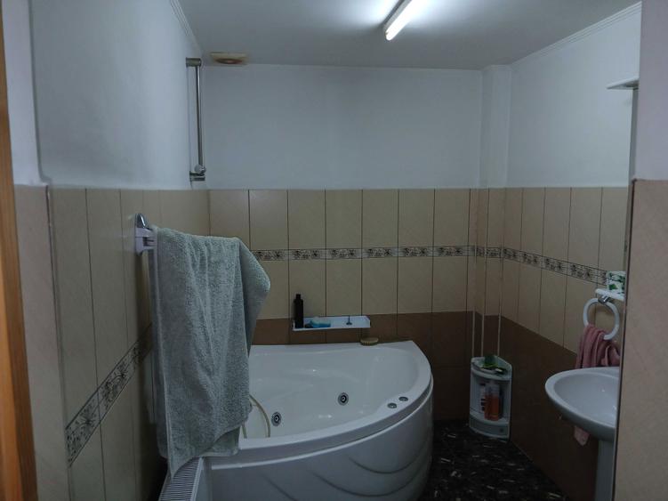 Casa de vanzare in Rahova sectorul 5 ,URGENT. - 2