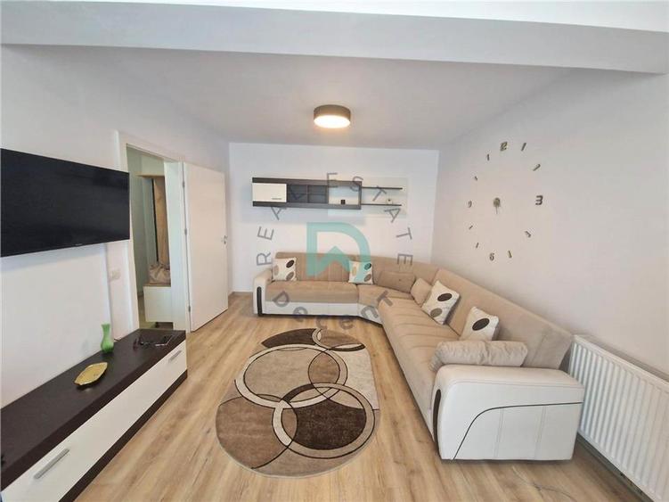 Garsoniera Coresi, mobilata, utila, parcare Tractorul - 2