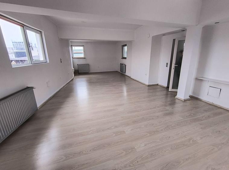 Spatiu birouri Piata Romana- Dacia- Lascar Catargiu adiacent - 1