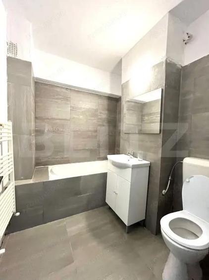 Garsoniera spa?ioasa 38 mp, renovata etaj 6 cu lift, centrala proprie - 5