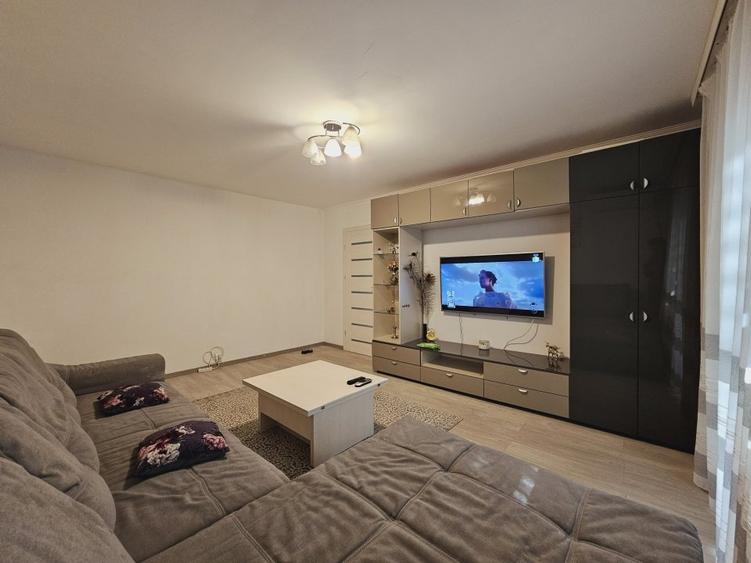 Vitan Mall | Apartament la prima inchiriere in bloc anvelopat la et.1 cu parcare - 1