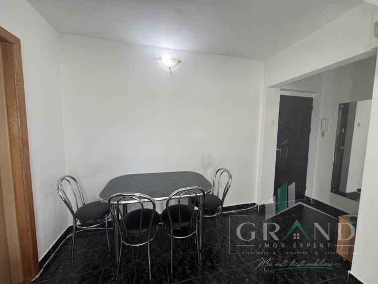 Apartament cu 3 camere semidecomandat, mobilat în Gheorgheni