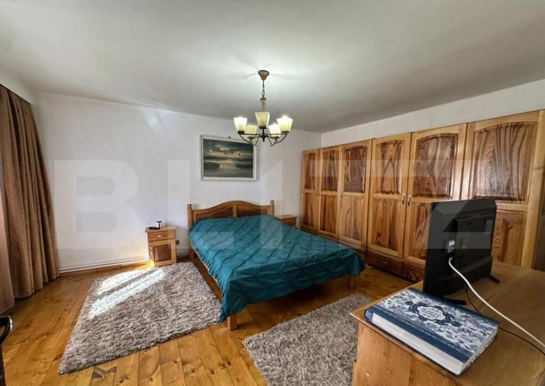 Casa de vanzare in zona Pandurasu - 9