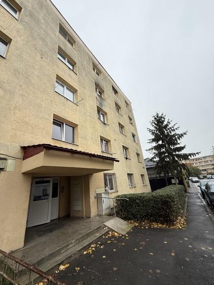 Garsonieră semidecomandată în Central