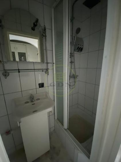 Garsonieră utilată, mobilată, str Uzinelor, după Podul CFR, tel 0749645066 - 8