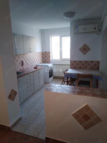 Proprietar ofer spre inchiriere apartament cu 3 camere Proprietar ofer spre inchiriere apartament cu 3 camere