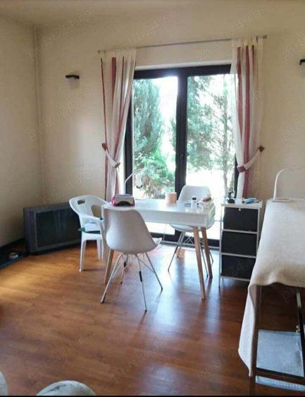 Vila de vanzare,mobilata,zona Ronat - 2