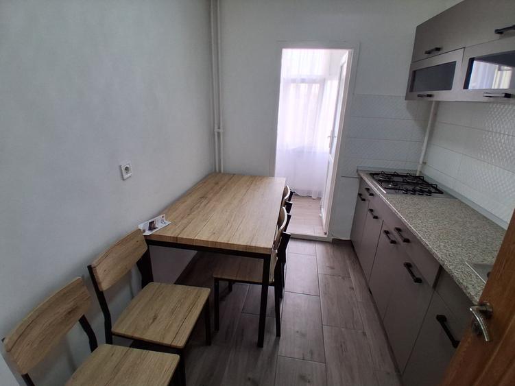 CANTA 2 CAMERE DECOMANDAT CONF.1 ET.3 MOBILAT BLOC 1980   COD 161648 - 4