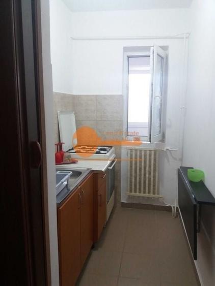 Garsoniera la 200m de metrou Crangasi - 3