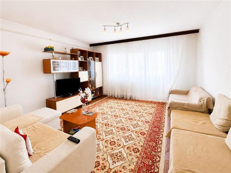 Apartament 3 camere, 2 bai, 2 balcoane, 78 mp, Carpatilor - 1