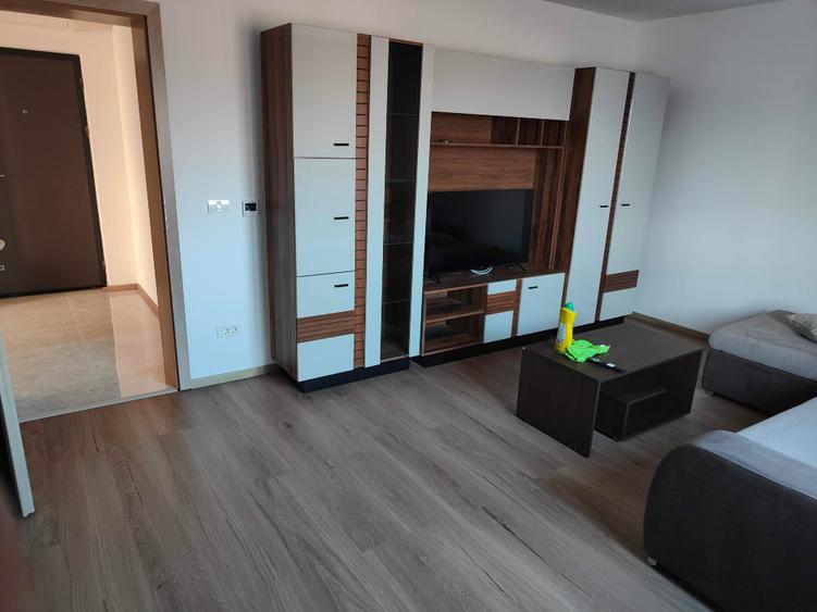 Propietar inchiriez apartament 2 camere decomandat - 1