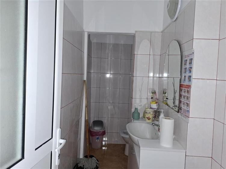 Spatiu Comercial - Florarie, suprafata utila 82 mp - 5