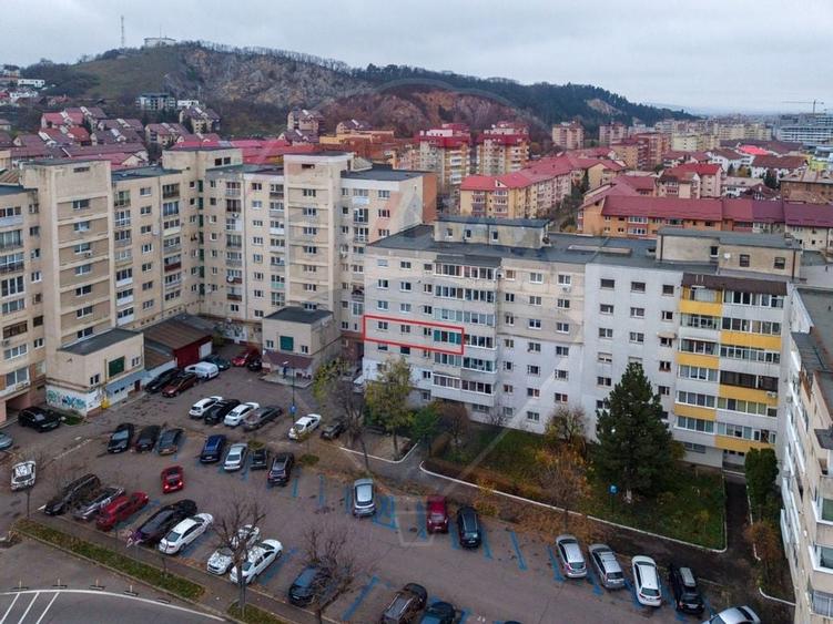 Apartament cu 3 camere in zona pietonala Racadau - 1