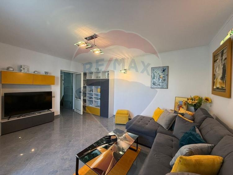 Apartament cu 2 camere decomandat, mobilat în Nerva Traian