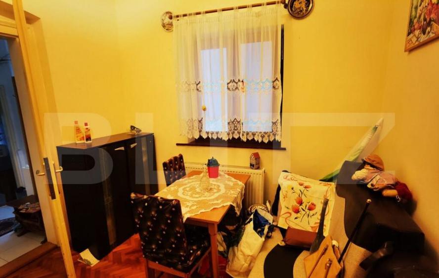 Casa, zona Balcescu-Elisabetin - 2