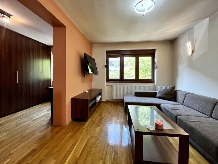 Apartament 4 camere + garaj | Etaj 1 | Zona Centrală – Medicină - 4
