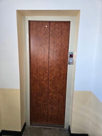 Vanzare Garsoniera Metrou Parc Drumul Taberei, Piata Moghioros - 10