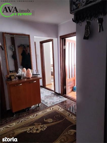 Aparament 3 camere decoamandat zona Mioritei - 7