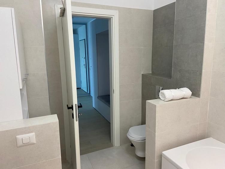 Apartament 2 camere - Mamaia - Vedere frontală la Lacul Siutghiol - 650 euro - 12