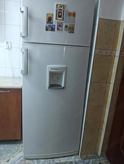 Apartament cu 3 camere semidecomandat în Titan