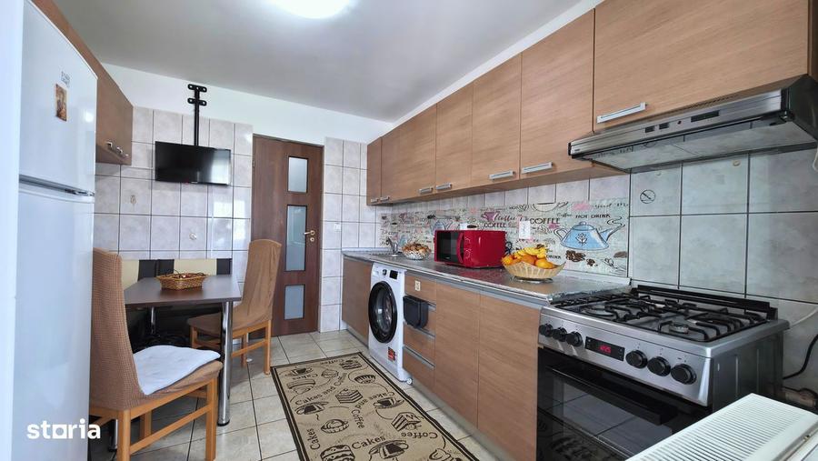 Apartament 3 Camere de Vanzare Sector 4 Centrala Proprie - 7