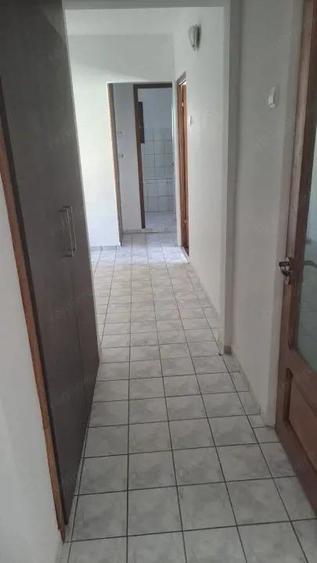 Apartament spatios 3 camere - 1