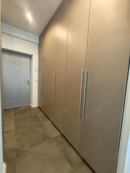 IN UNIRII de inchiriat apartament 2 camere - 4