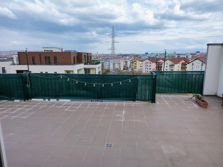 Penthouse cu 3 camere decomandate - 57,80 mp și terasă de 54,50 mp - 12