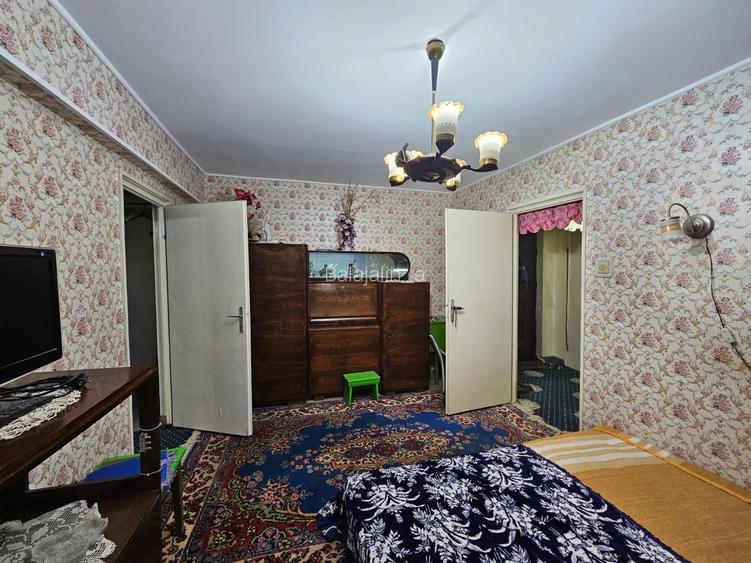 Ap. 2 camere, semidecomandat, ultracentral Timișoara, etajul 7/7, comision 0% Ap. 2 camere, semidecomandat, ultracentral Timișoara, etajul 7/7, comision 0%