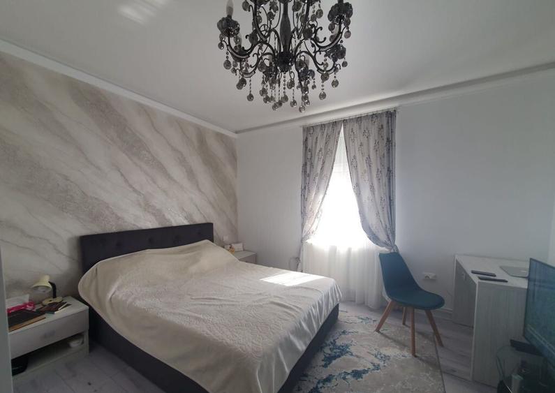 Casa renovata complet zona Mall - 19