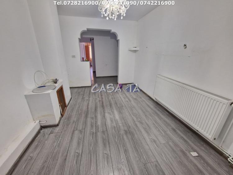 Inchiriere imobil,  3 camere , situat in Targu Jiu,  Str. 23 August - 3