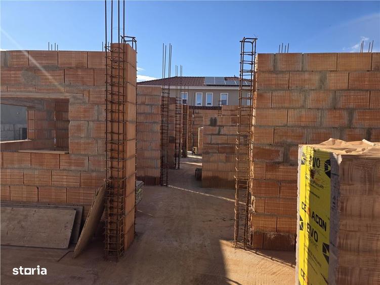 0% COMISION de - Duplex separat prin dressing - 140 m2 utili - toate u - 5