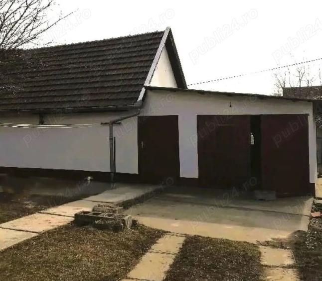 Vila in Ungaria - Mezohegyes, 40 kilometri de Arad. - 1