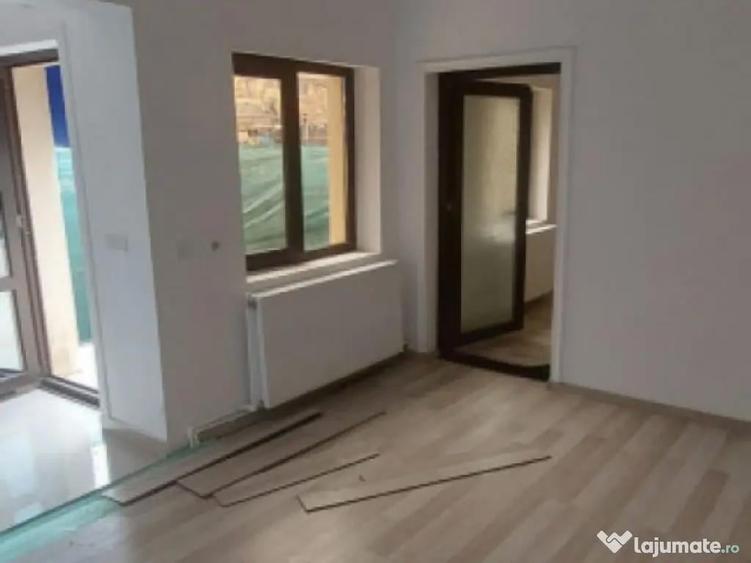 Casa 5 camere situata in zona CET - 7