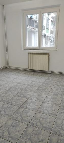 Inchiriere 3 camere,5 minute metrou Piata Sudului, centrala termica, 2 bai - 6