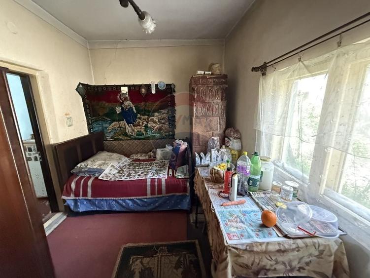 Casă  de vânzare în zona Câmpulung înconjurată de natura - 4