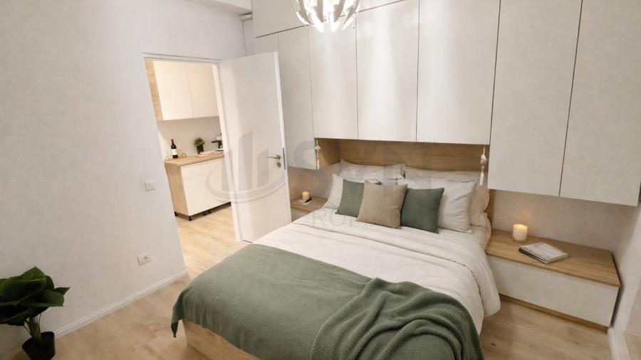 Apartament cu 3 camere semidecomandat în Regie