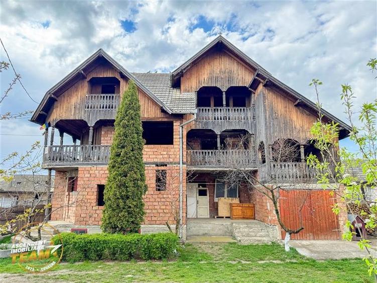 Ansamblu:doua case+anexe+domeniu de 10.101mp, Intorsura Buzaului,Covasna: FILM& - 23