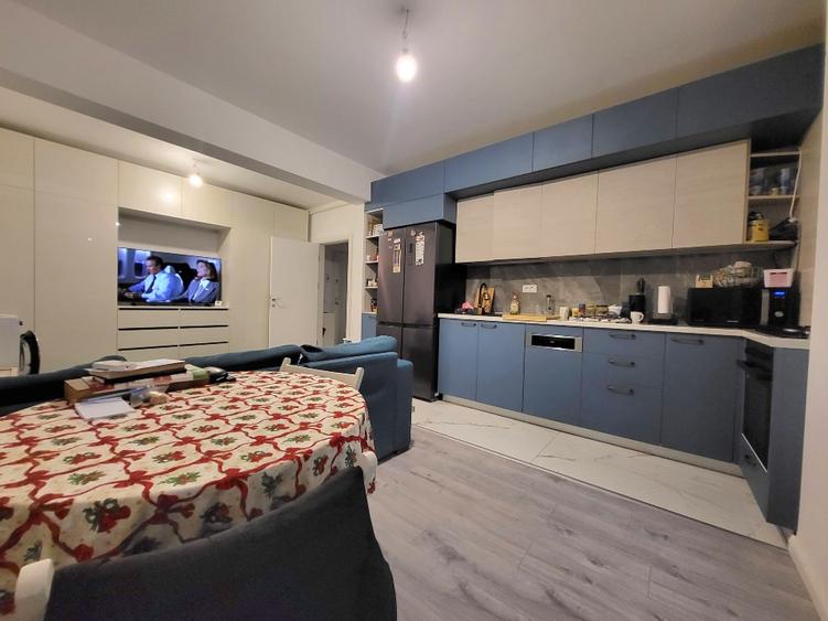 Apartament 3 camere cu parcare - 2