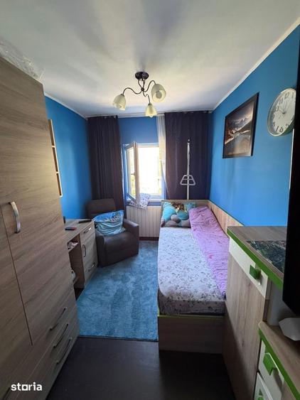 Apartament cu 4 camere în Soarelui