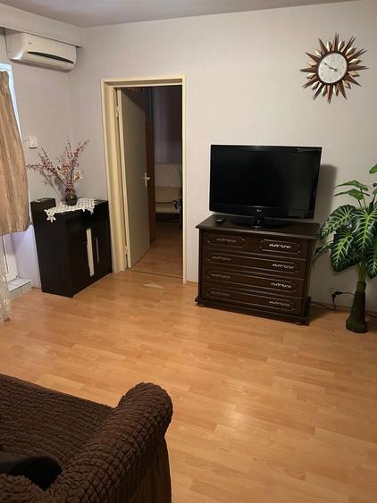 Vand apartament 2 camere, zona Ciresica - 3